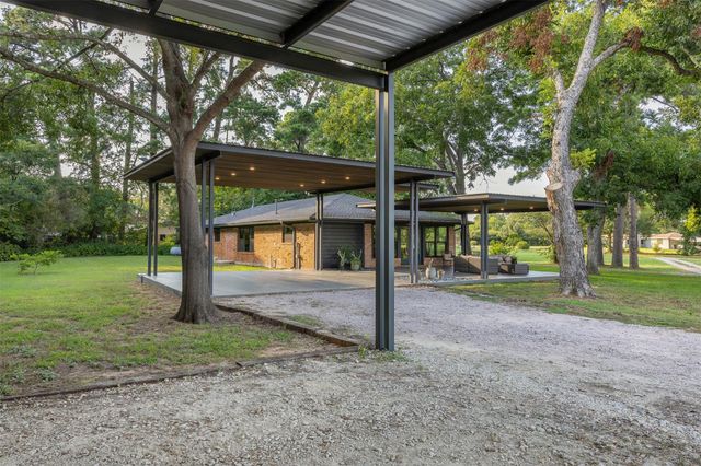 455 Post Oak Court, Caldwell, TX 77836