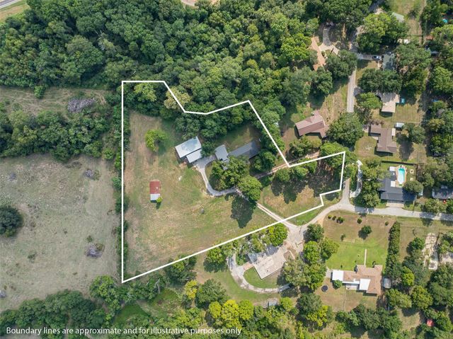 455 Post Oak Court, Caldwell, TX 77836