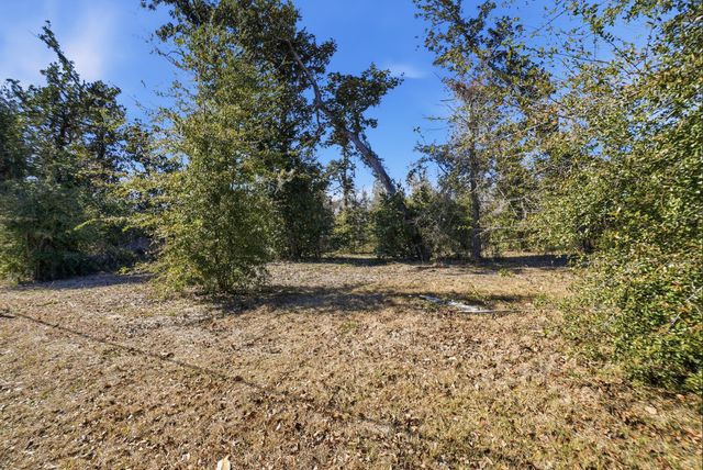 9209 Lake Forest Drive, Youngstown, FL 32466