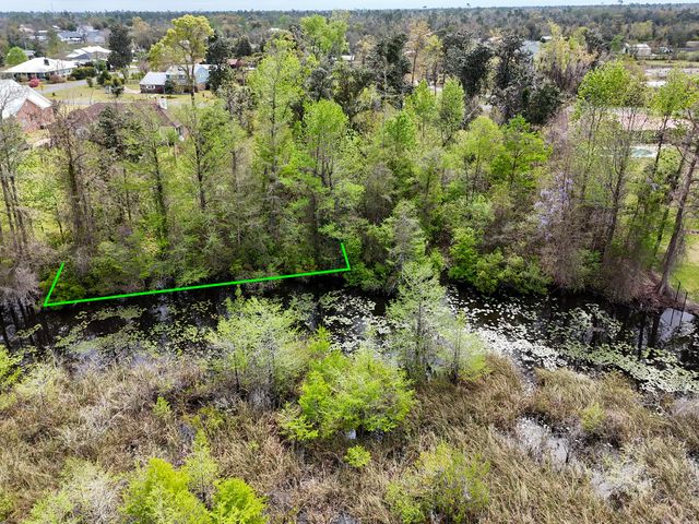 9209 Lake Forest Drive, Youngstown, FL 32466