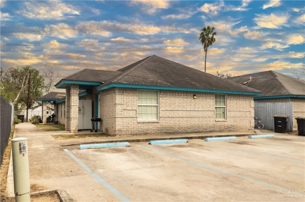 503 Adams Avenue, Alton, TX 78573