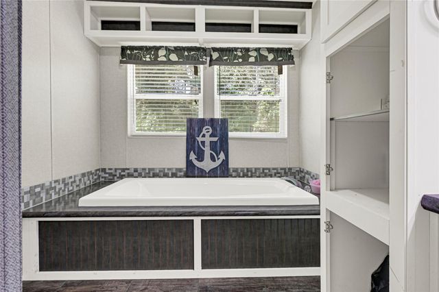 635 County Road 2175, Shepherd, TX 77371