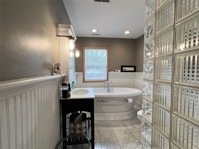 1321 W 13th Street S, Newton, IA 50208