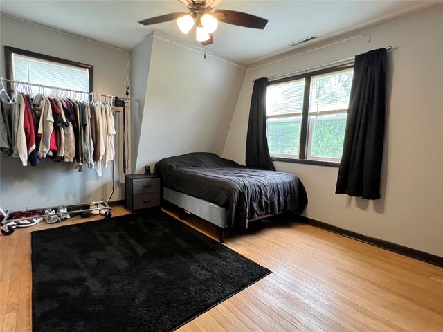 1321 W 13th Street S, Newton, IA 50208