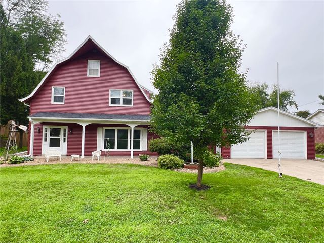 1321 W 13th Street S, Newton, IA 50208