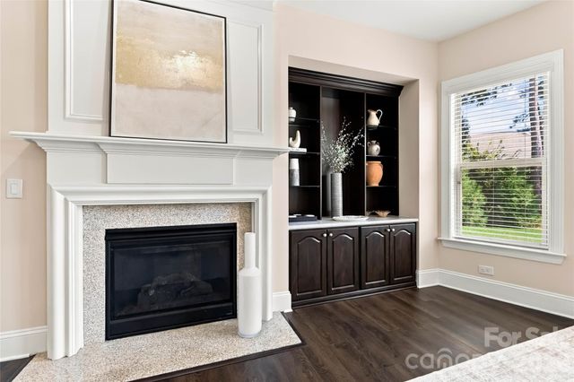 18317 Lilliesleaf Glenn Lane, Charlotte, NC 28277