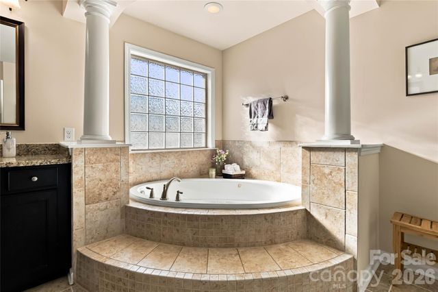 18317 Lilliesleaf Glenn Lane, Charlotte, NC 28277