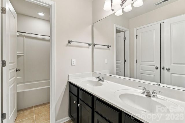 18317 Lilliesleaf Glenn Lane, Charlotte, NC 28277