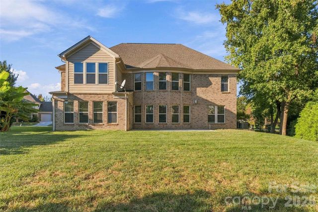 18317 Lilliesleaf Glenn Lane, Charlotte, NC 28277