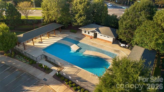 18317 Lilliesleaf Glenn Lane, Charlotte, NC 28277