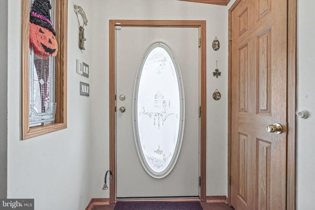 5 STERLING CT, EAST WINDSOR TWP, NJ 08520 — photo 3