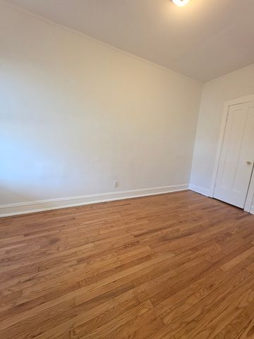 5816 W Chicago Avenue 2, Chicago, IL 60651