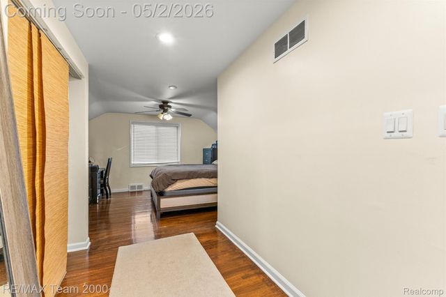 23909 Edward Street, Dearborn, MI 48128