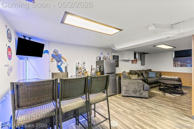 23909 Edward Street, Dearborn, MI 48128