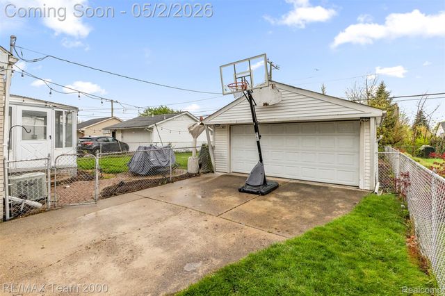 23909 Edward Street, Dearborn, MI 48128