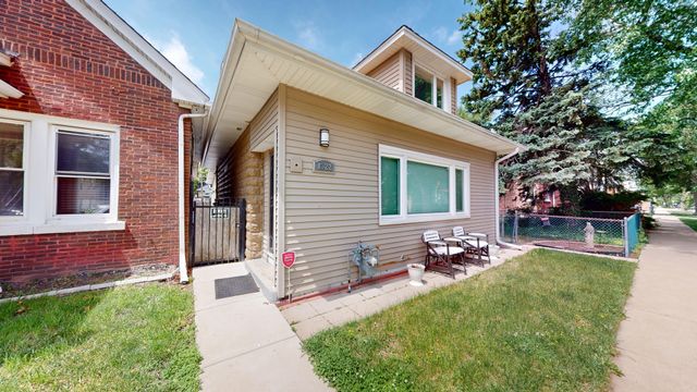 1322 Harvey Avenue, Berwyn, IL 60402