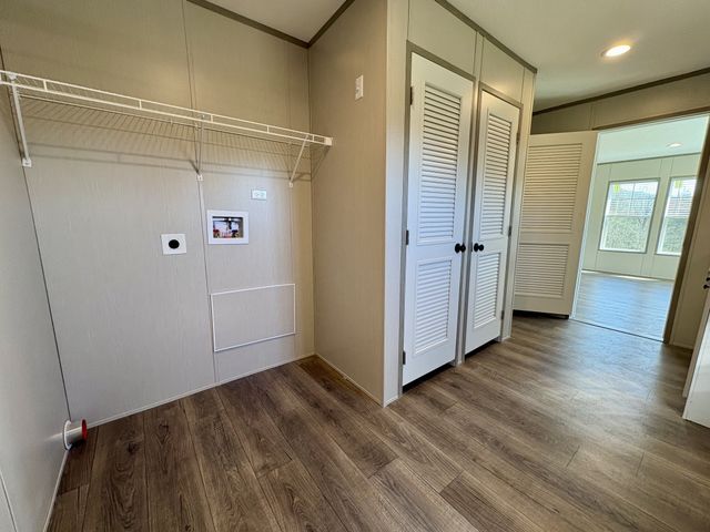 307 Enigma Rd, Chestnut Mound, TN 38552