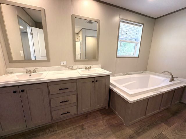 307 Enigma Rd, Chestnut Mound, TN 38552