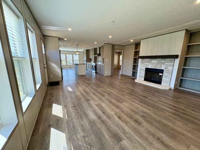 307 Enigma Rd, Chestnut Mound, TN 38552