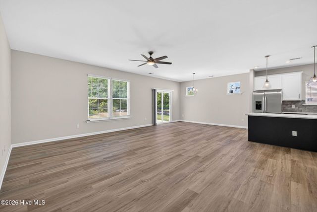 1056 Fawn Valley Way, Wilmington, NC 28409
