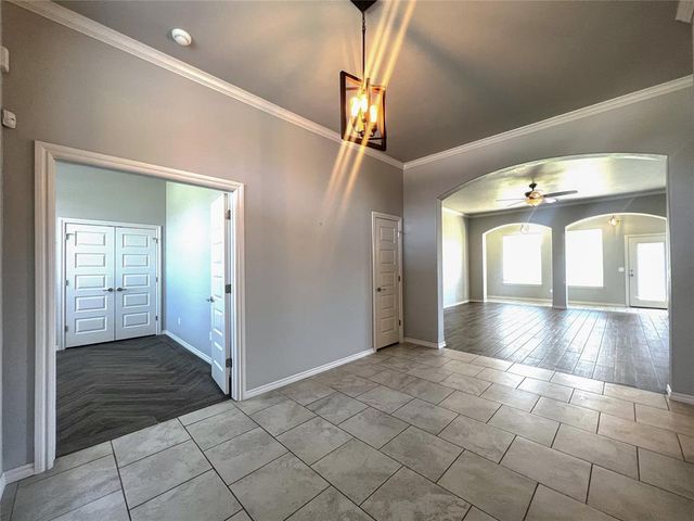 8312 NW 160th Court, Edmond, OK 73013