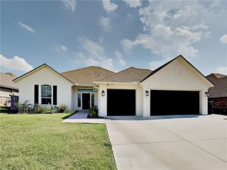 8312 NW 160th Court, Edmond, OK 73013