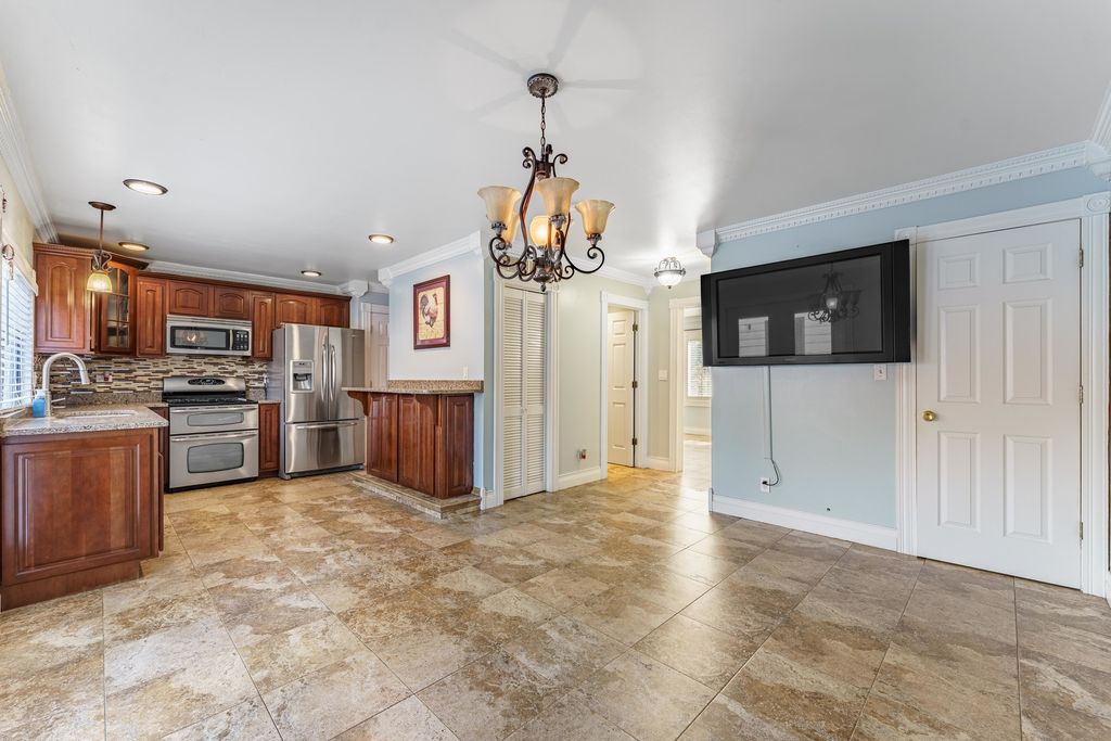 1174 San Simeon Drive, Hanover Park, IL 60133 — photo 3