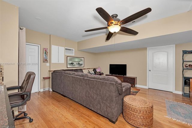8480 SW 180th Street, Palmetto Bay, FL 33157