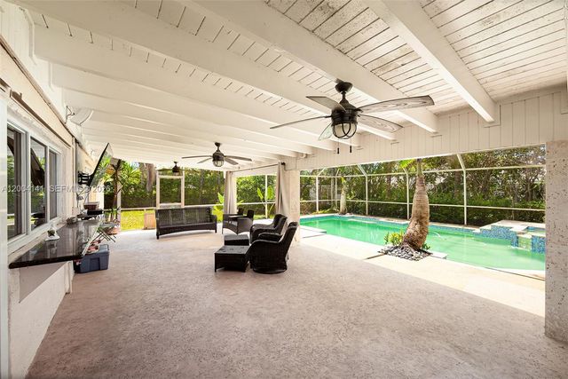8480 SW 180th Street, Palmetto Bay, FL 33157