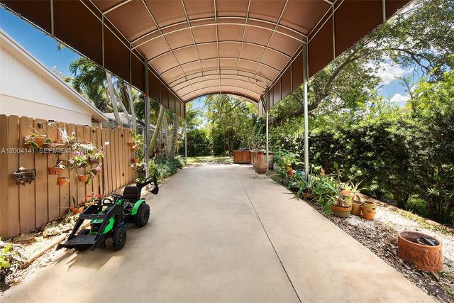 8480 SW 180th Street, Palmetto Bay, FL 33157
