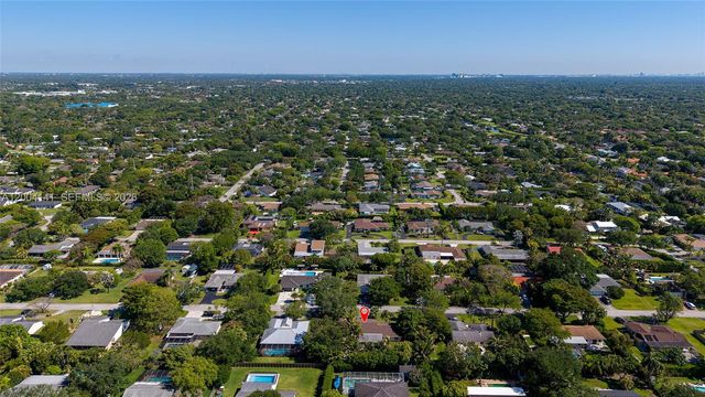 8480 SW 180th Street, Palmetto Bay, FL 33157