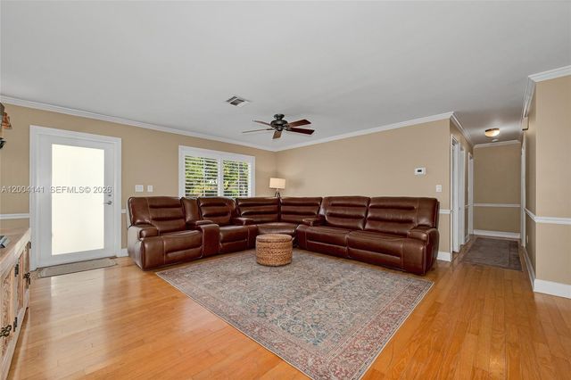 8480 SW 180th Street, Palmetto Bay, FL 33157