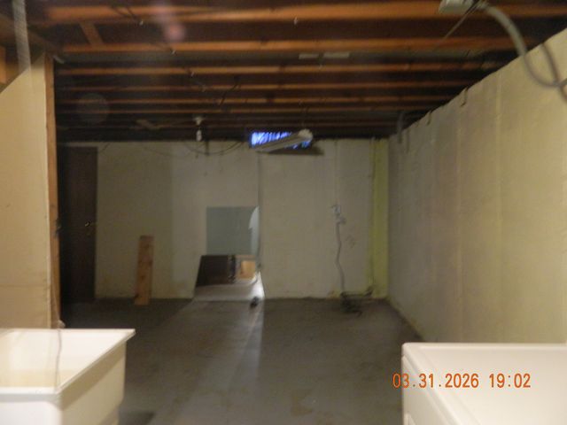 1911 Ash Court, Aurora, IL 60506