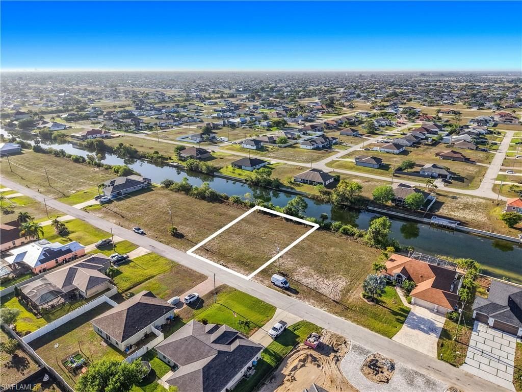 1122 NW 18th TER, CAPE CORAL, FL 33993 — photo 3