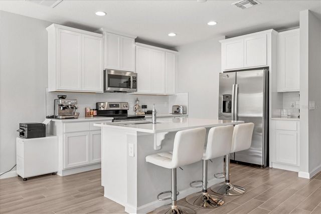 366 CAPE HONEYSUCKLE PLACE, Sanford, FL 32771