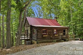 300 Clark Cove Road, Statesville, NC 28677