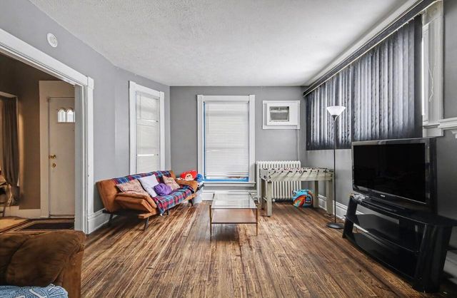 433 Adams Street SE, Grand Rapids, MI 49507