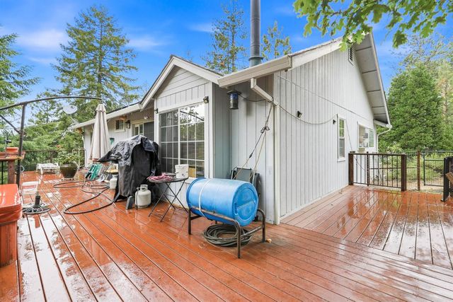 25976 Kings Ct, Pioneer, CA 95666