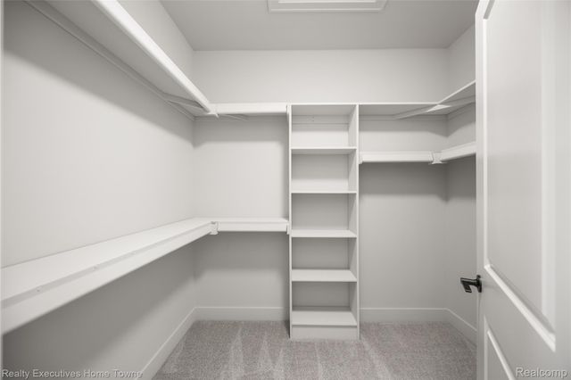 35990 WINDRIDGE Drive, New Baltimore, MI 48047