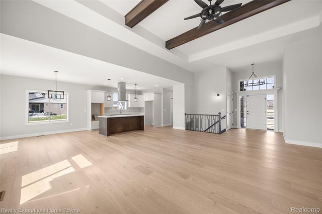 35990 WINDRIDGE Drive, New Baltimore, MI 48047