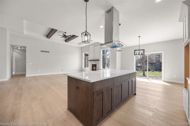 35990 WINDRIDGE Drive, New Baltimore, MI 48047