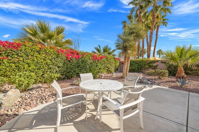 78698 Rockwell Circle, Palm Desert, CA 92211