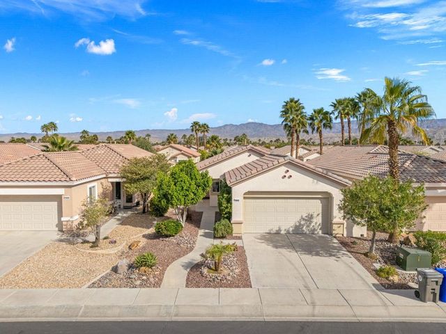 78698 Rockwell Circle, Palm Desert, CA 92211