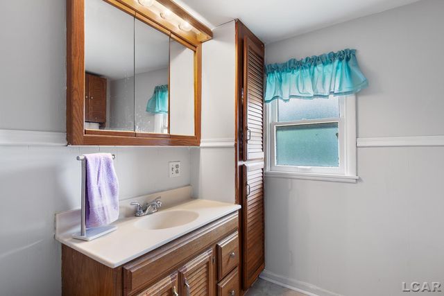 203 E Congress Street, Morenci, MI 49256