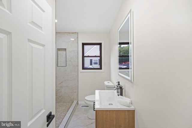 196 TANSBORO RD, Berlin, NJ 08009