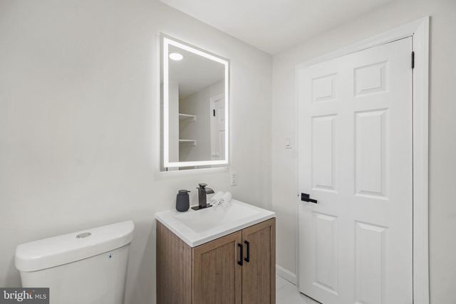 196 TANSBORO RD, Berlin, NJ 08009