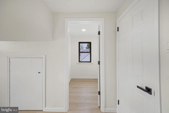 196 TANSBORO RD, Berlin, NJ 08009