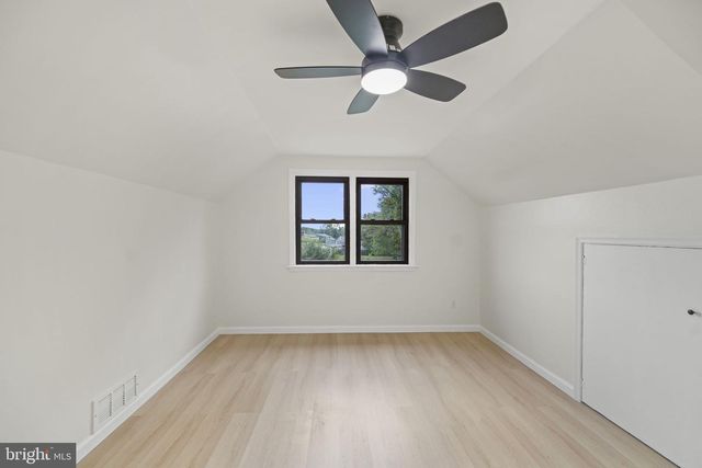 196 TANSBORO RD, Berlin, NJ 08009