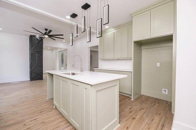 2217 Scott, Little Rock, AR 72206