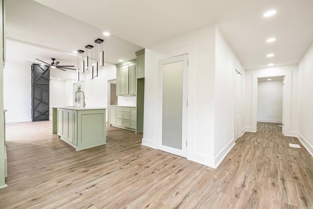 2217 Scott, Little Rock, AR 72206